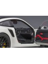 Porsche 911 GT2RS Weissach Package 1/18 AUTOart AUTOart - 13