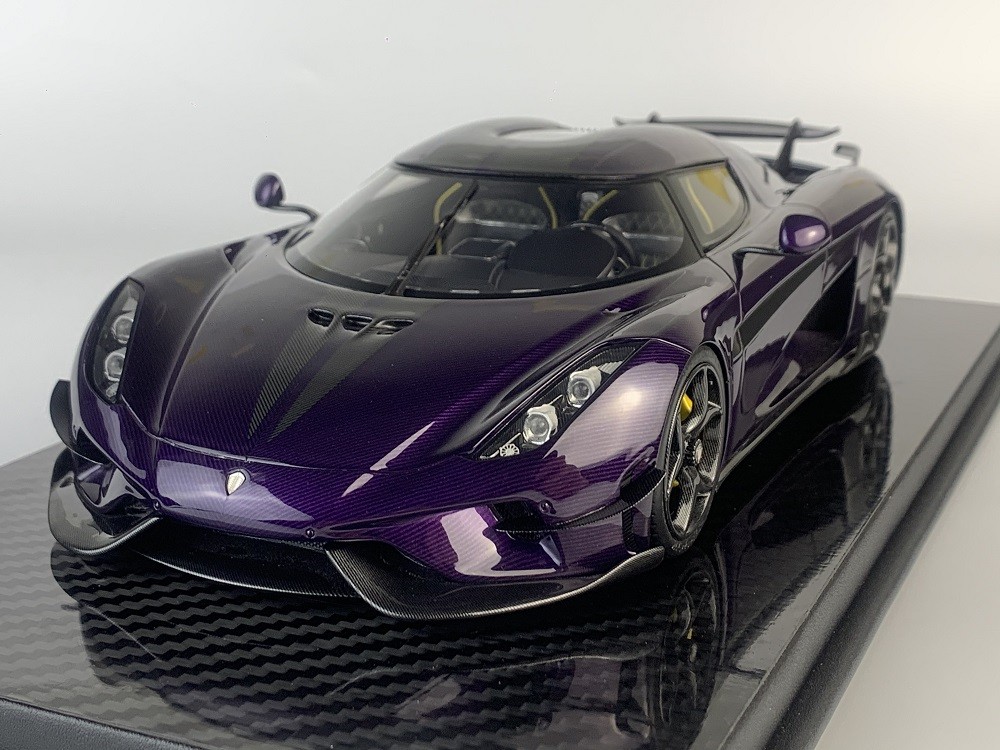 Koenigsegg Regera (Carbon violet) 1/18 FrontiArt