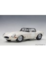 Jaguar Lichtgewicht E-Type 2015 1/18 AUTOart AUTOart - 24