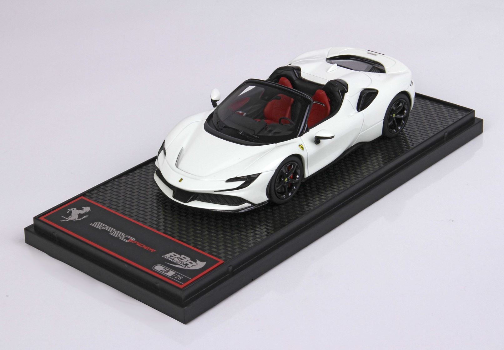 Ferrari SF90 Spider (Bianco Avus) 1/43 BBR BBRC244H