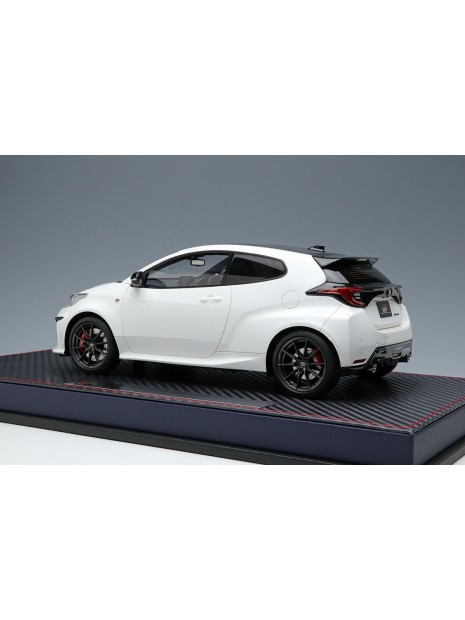 Toyota GR Yaris RZ High Performance (Super White) 1/18 Make Up IDEA