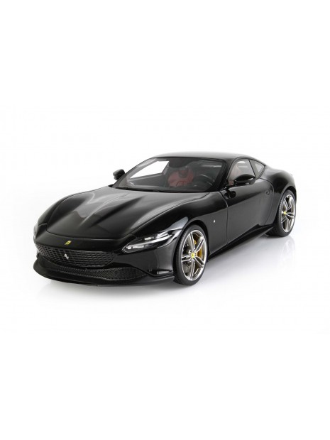 auto da corsa Ferrari in nero