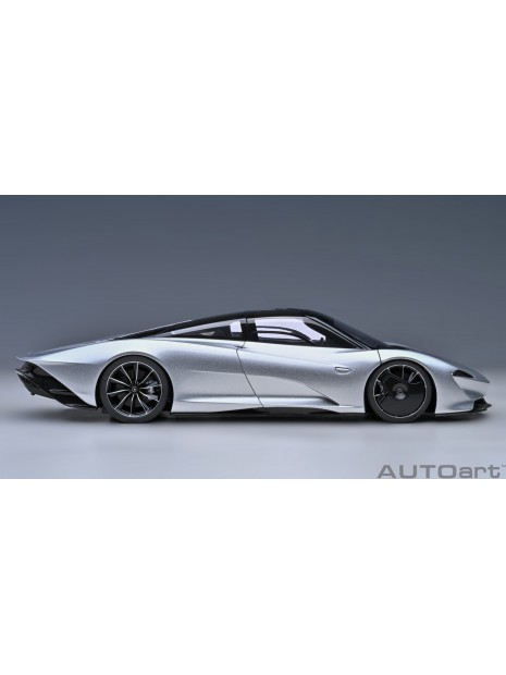 McLaren Speedtail 1/18 AUTOart AUTOart -95