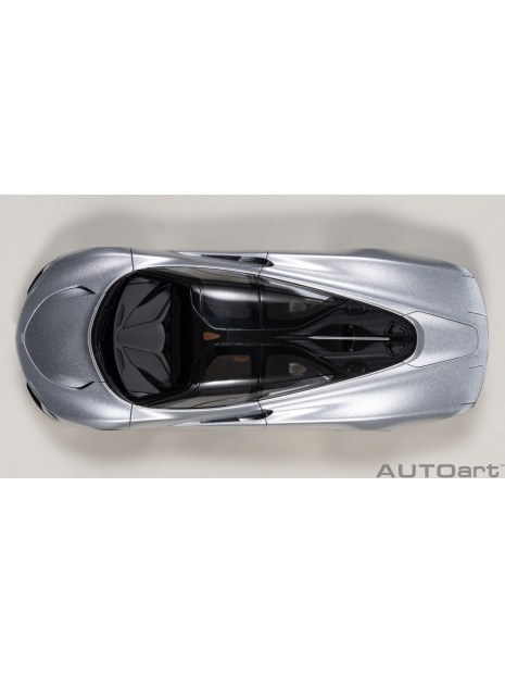 McLaren Speedtail 1/18 AUTOart AUTOart -98