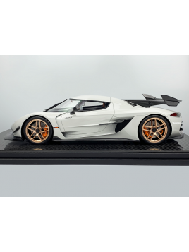 Koenigsegg Jesko Attack (Battle Gray) 1/12 FrontiArt FrontiArt - 1