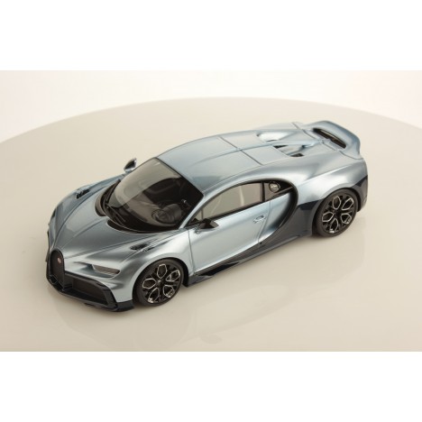 https://www.anmodelcars.com/26881-large_default/bugatti-chiron-profilee-118-mr-collection.jpg
