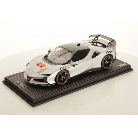 Ferrari SF90 XX Stradale (Bianco Artico) 1/18 MR Collection MR Collection - 2