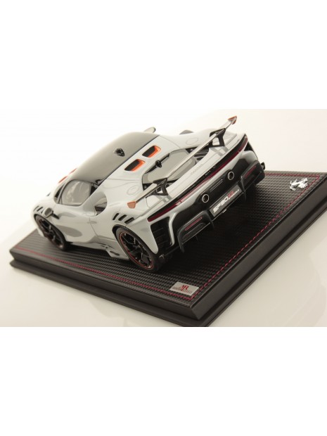 Ferrari SF90 XX Stradale (Bianco Artico) 1/18 MR Collection MR Collection - 4