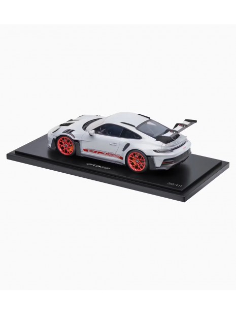 Porsche 911 (992) GT3 RS (Ice Grey) 1/18 Dealer Edition  - 3