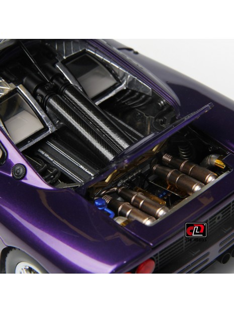 McLaren F1 1/18 LCD Models  - 5