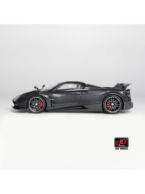 Pagani Huayra Roadster BC (Carbon) 1/18 LCD Models LCD Models - 3