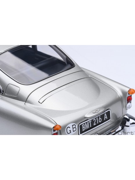 Aston Martin DB5 Goldfinger 1/18 AUTOart AUTOart - 19