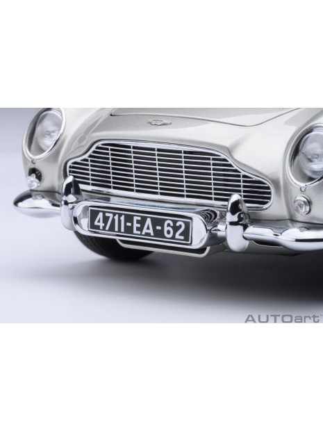 Aston Martin DB5 Goldfinger 1/18 AUTOart AUTOart - 26