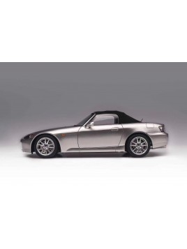 Honda S2000 (AP2) 1/18 Motorhelix Motorhelix - 2