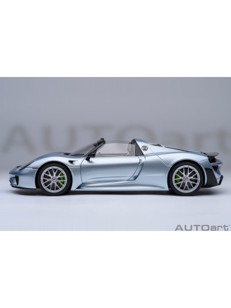 Porsche 918 Spyder Weissach Package 1/18 AUTOart AUTOart - 26