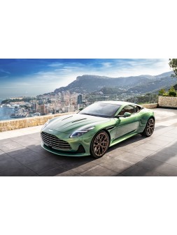 Aston Martin DB12 (Iridescent Emerald) 1/18 Motorhelix Motorhelix - 1