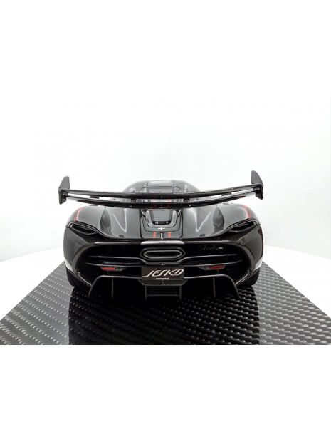 Koenigsegg Jesko (Carbon) 1/18 FrontiArt FrontiArt - 6