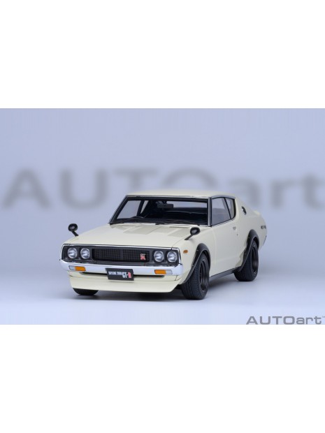 Nissan Skyline 2000 GT-R 1973 (KPGC110) tuned vers. 1/18 AUTOart AUTOart - 4