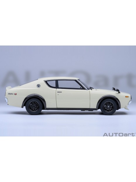 Nissan Skyline 2000 GT-R 1973 (KPGC110) tuned vers. 1/18 AUTOart AUTOart - 9