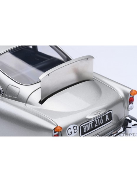 Aston Martin DB5 Goldfinger 1/18 AUTOart AUTOart - 18