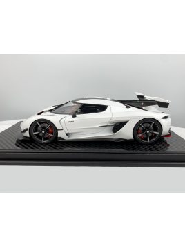 Koenigsegg Jesko (Kristalwit) 1/18 FrontiArt FrontiArt - 2