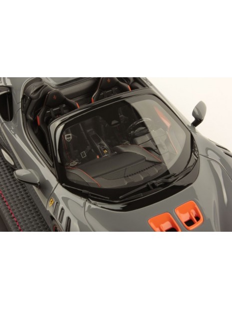 Ferrari SF90 XX Spider (Grigio Nardo) 1/18 MR Collection MR Collection - 6