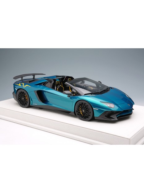 Lamborghini Aventador SV Roadster (Artemis Green) 1/18 Make-Up Eidolon Make Up - 4