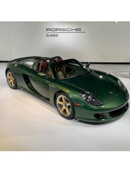 Porsche Carrera GT (Oak green) 1/8 HC Models HC models - 1