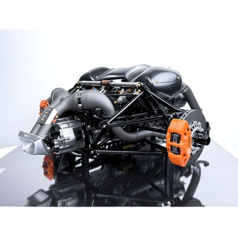 Koenigsegg One:1 engine 1/4 FrontiArt FrontiArt - 1