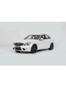 Mercedes-Benz C63 AMG (Diamond White) 1/18 GT Spirit GT Spirit - 1