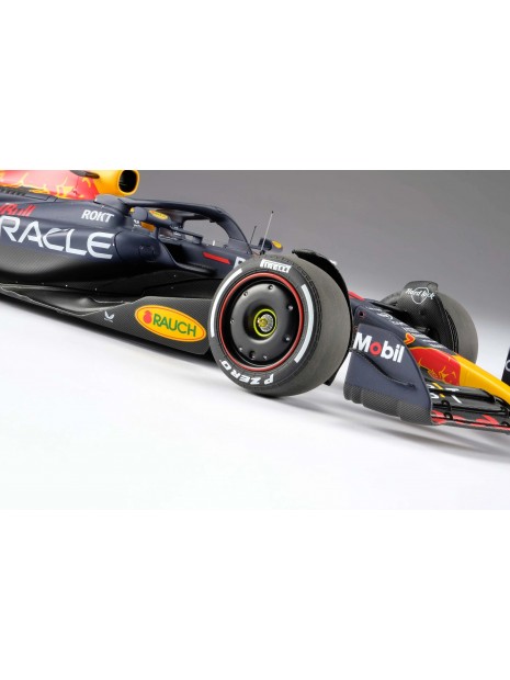 Oracle Red Bull Racing RB19 - Sergio Pérez - 1/18 Amalgam Amalgam Collection - 11