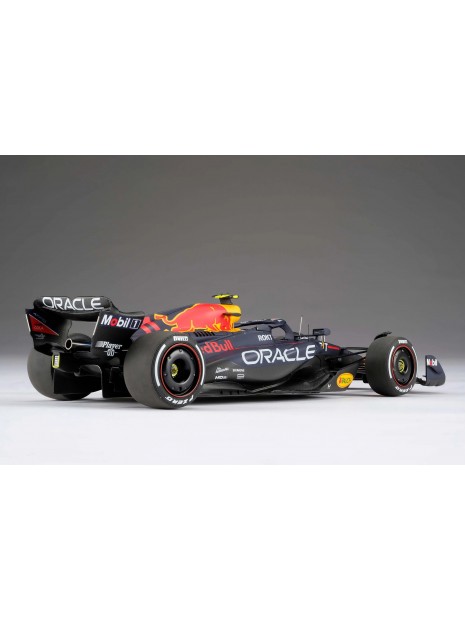 Oracle Red Bull Racing RB19 - Sergio Pérez - 1/18 Amalgam Amalgam Collection - 13