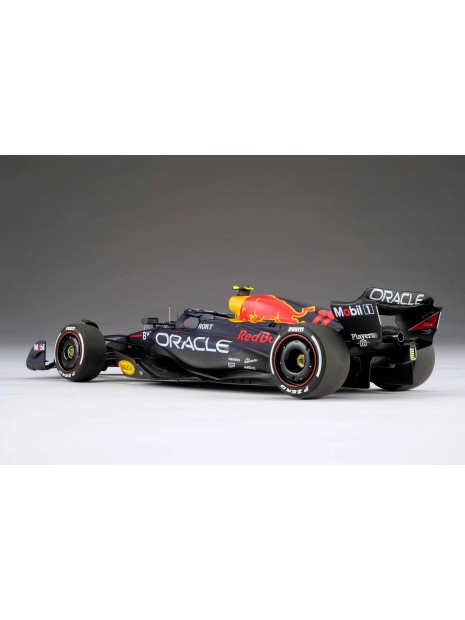 Oracle Red Bull Racing RB19 - Sergio Pérez - 1/18 Amalgam Amalgam Collection - 14