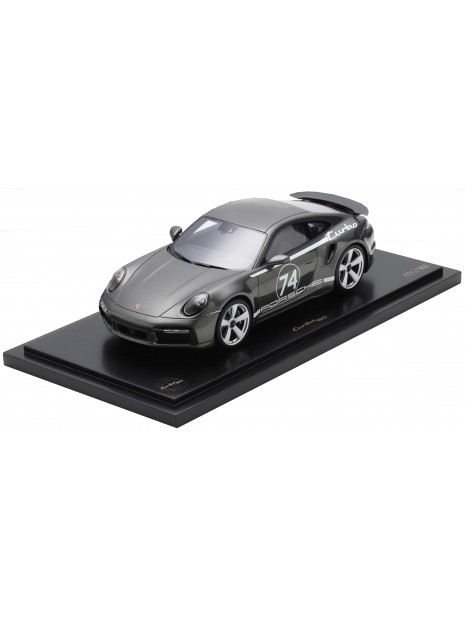 Porsche 911 (992) Turbo S Heritage Design 50 Years 1/18 Dealer Edition  - 2