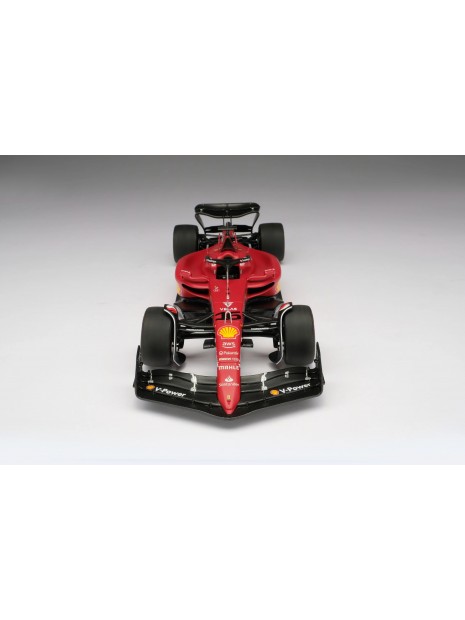 Ferrari F1-75 2022 Bahrain Grand Prix - Charles Leclerc 1/18 Amalgam Amalgam Collection - 8