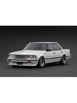 Toyota Crown 2.8 Royal Saloon G (120) 1/18 Ignition Model Ignition Model - 2